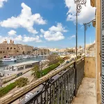 Σπίτι διακοπών Bougainvillea Breeze & Marina View - Happy *