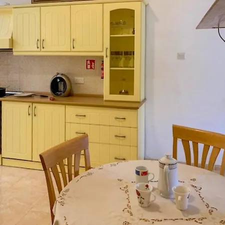 Bougainvillea Breeze & Marina View - Happy بيت للعطل *