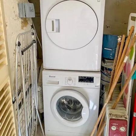 Bougainvillea Breeze & Marina View - Happy *