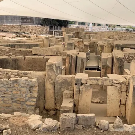 Bougainvillea Breeze & Marina View - Happy بيت للعطل *