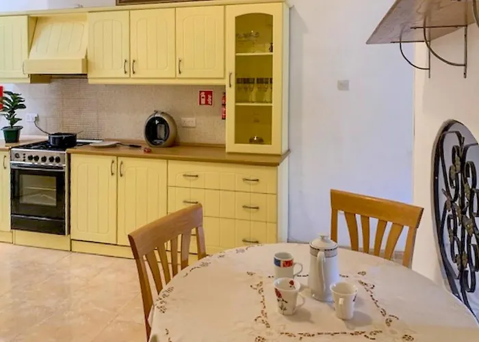 Bougainvillea Breeze & Marina View - Happy Дом отдыха *