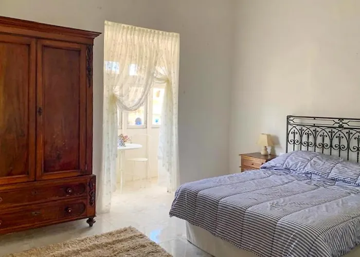 Bougainvillea Breeze & Marina View - Happy Дом отдыха *